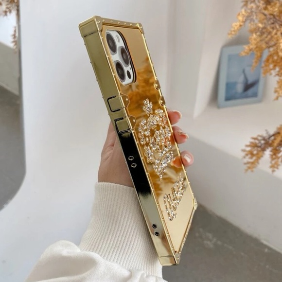 Brand new IPhone 12 Pro Max gold case - Picture 2 of 3